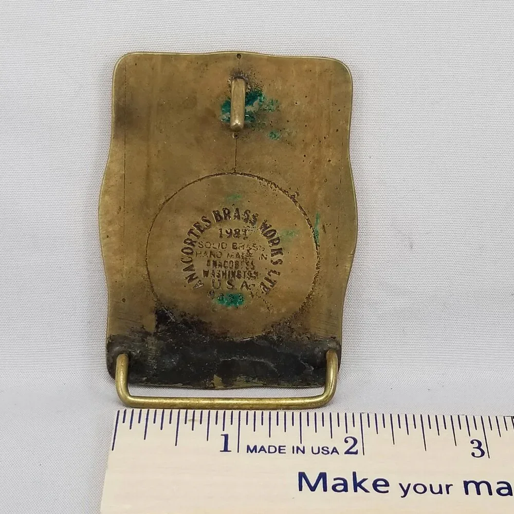 N/A vintage belt